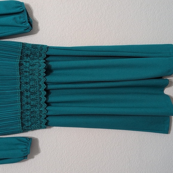 Good Times 80s Vintage Pleated Party Cocktail Dress Teal Size 8P Lace Detail - Picture 7 of 11